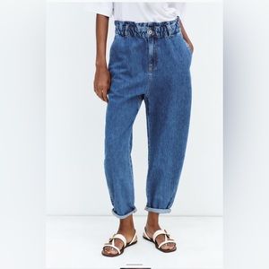 Zara Jean - high waisted paper bag Size 4